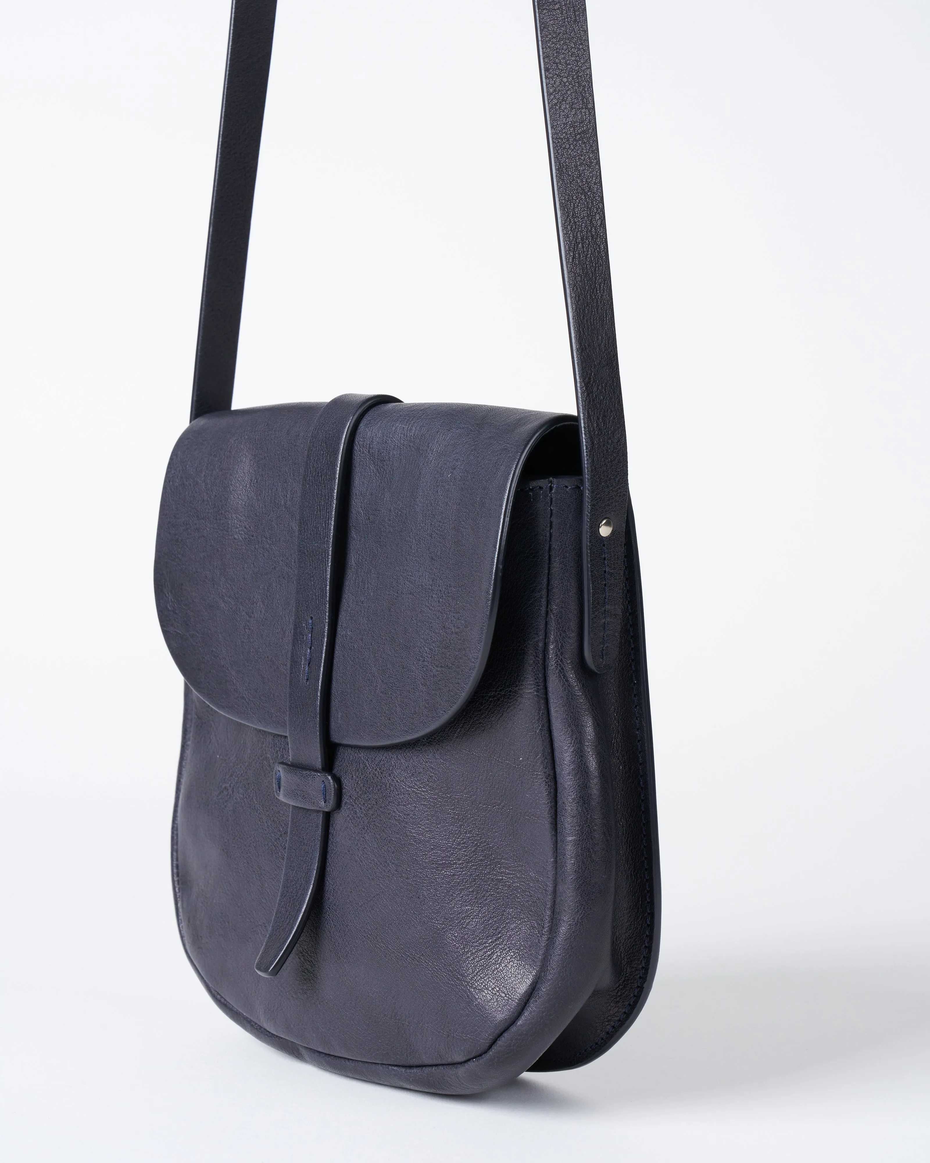 jude derby crossbody - navy leather