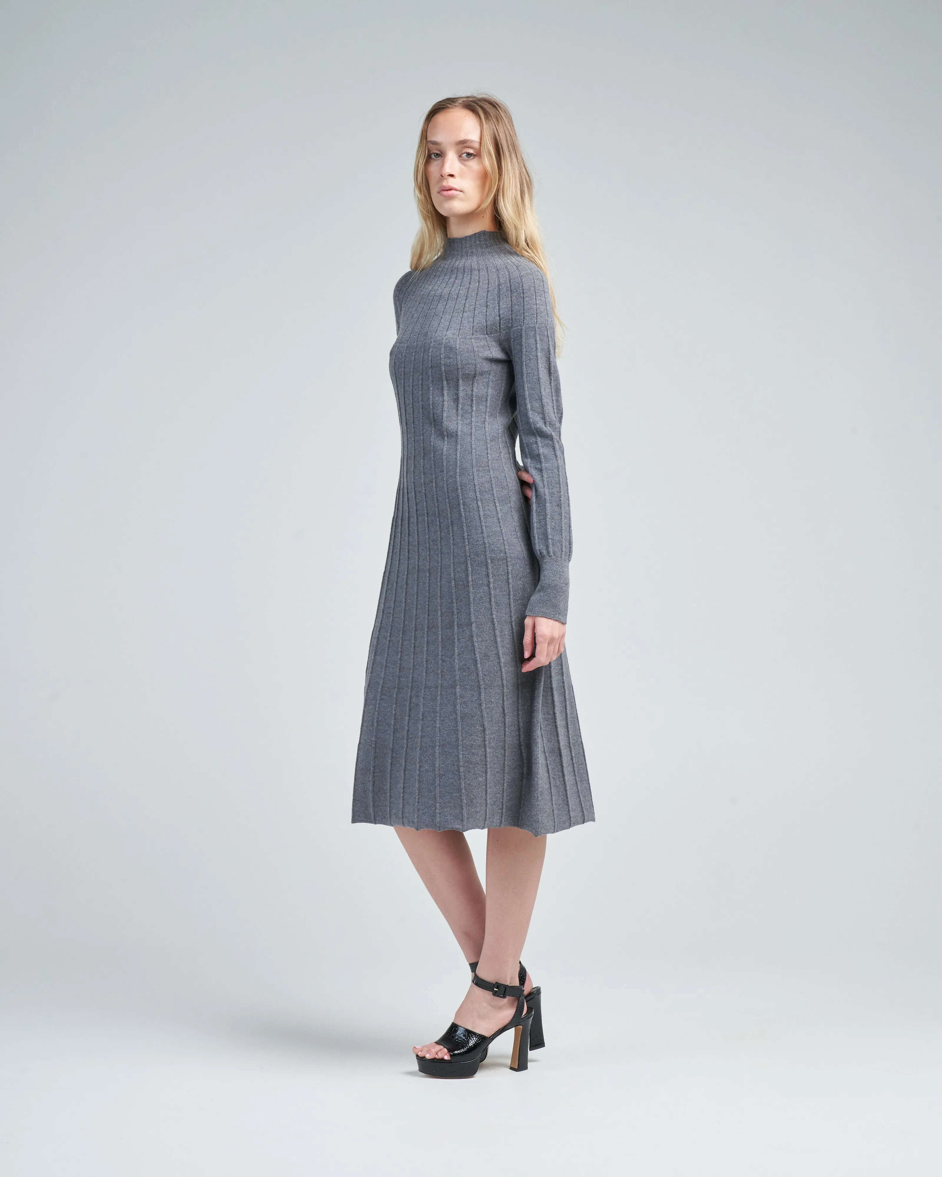 knit long sleeve dress
