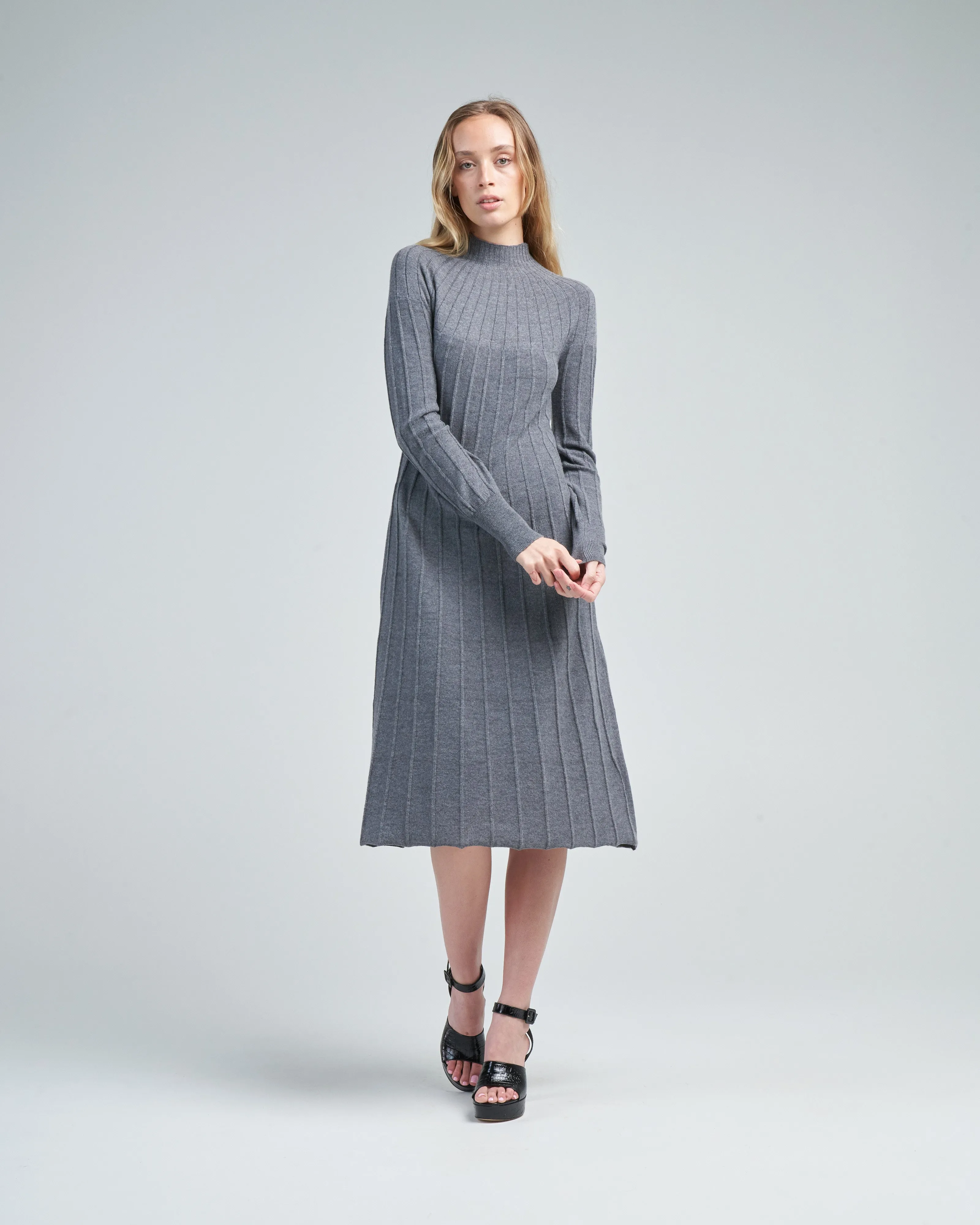 knit long sleeve dress