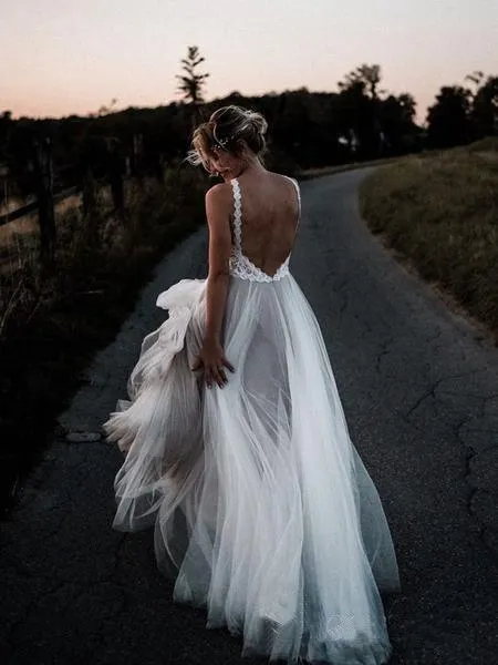 Lace Bodice Tulle Skirt Backless Bridal Gown Minimalist Wedding Dresses TN218