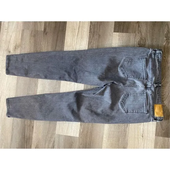 Lafayette 148 &quot;L148 DENIM MERCER SKINNY JEAN&quot; in Gray, Size 12 / 31, MSRP $498