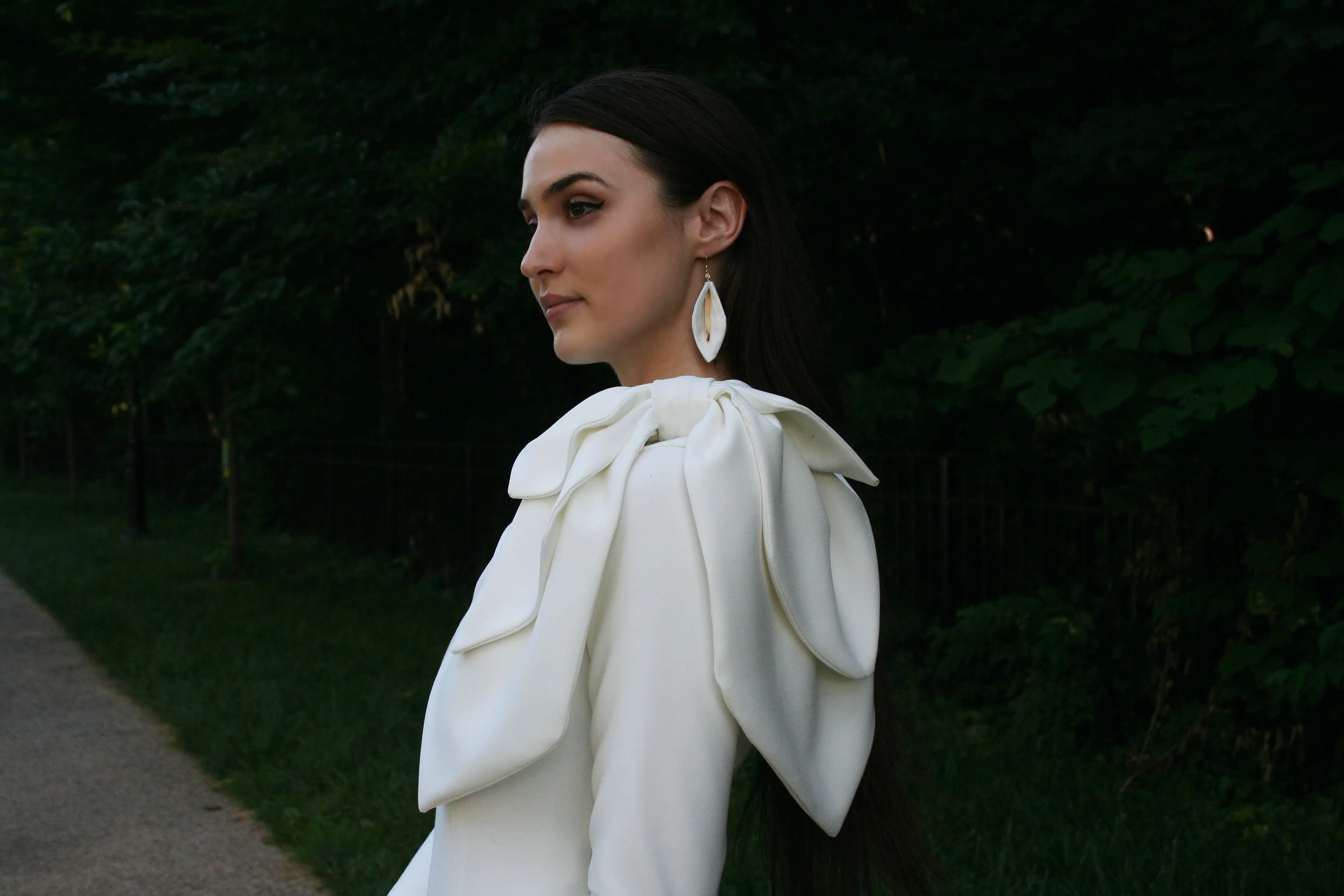 Lilinoe Minimalist Modest Wedding Gown