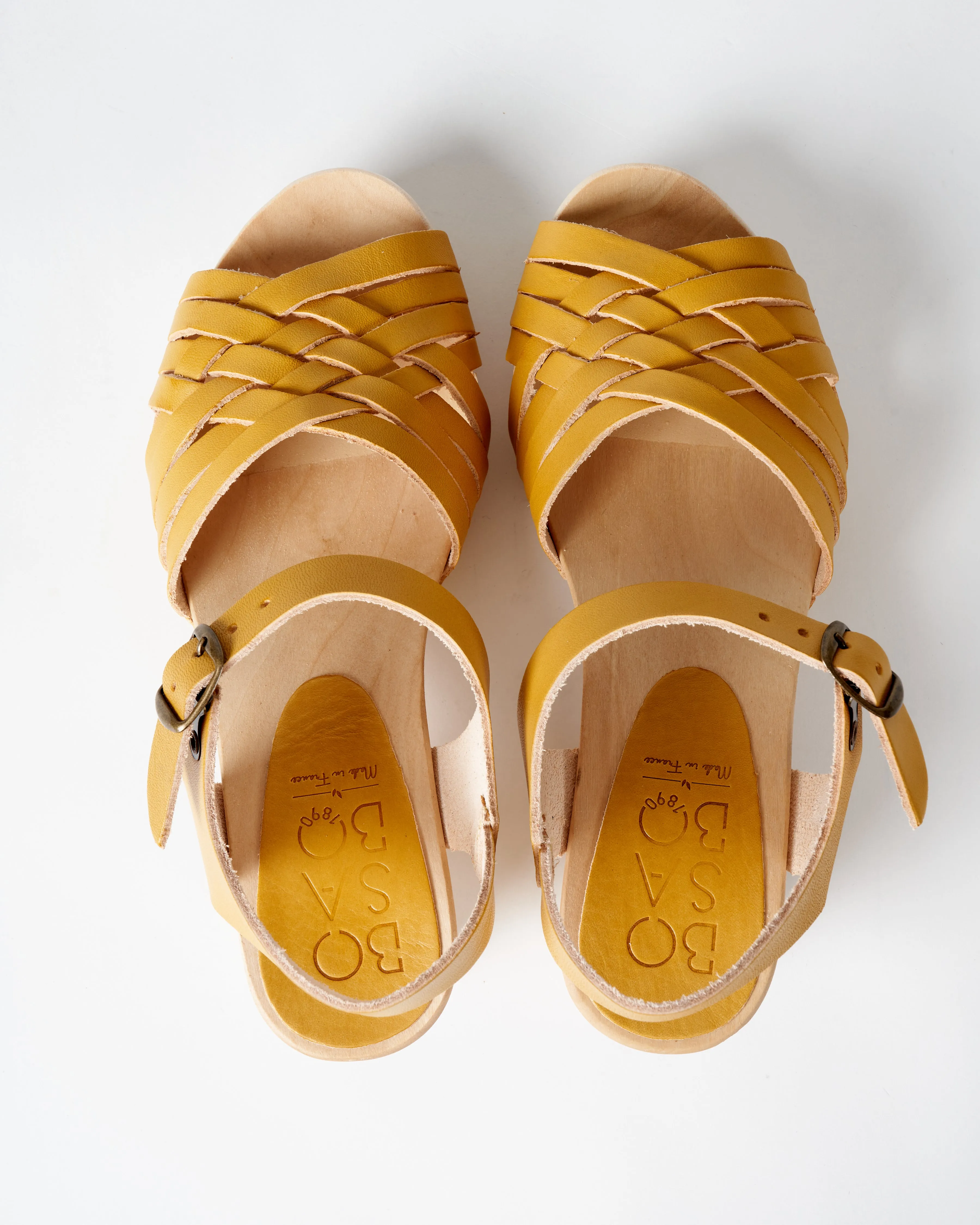 low heel clog - vegetal dyed leather juane
