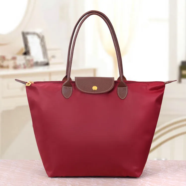 Luxe Oxford Shoulder Bag – Elegance and Functionality for Every Occasion