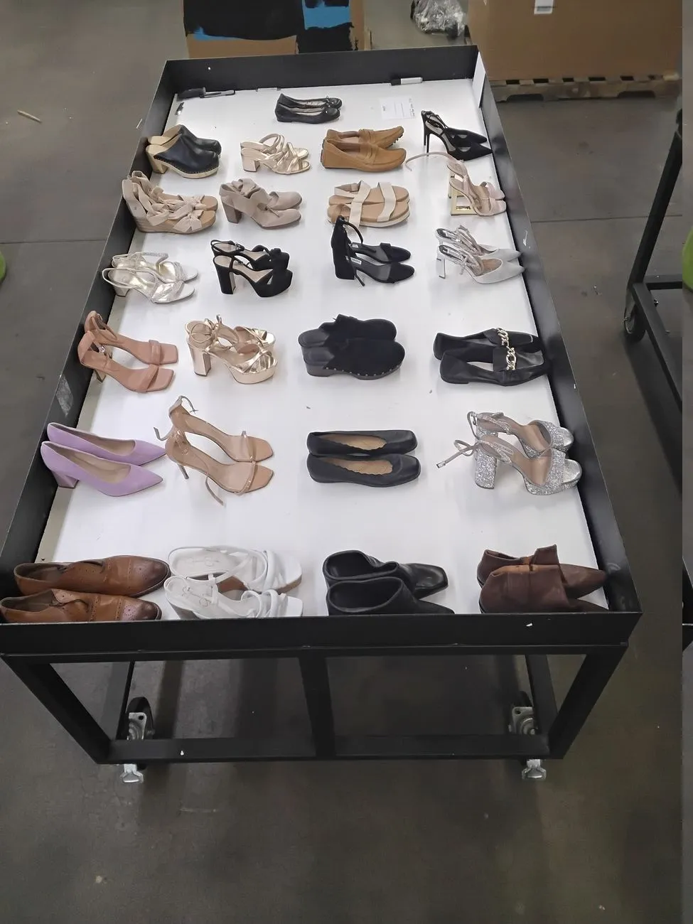 Luxury Fashion Retailer | Premium Shoes | Shelf Pulls & Returns | 25 Pieces | Small Box #E-25