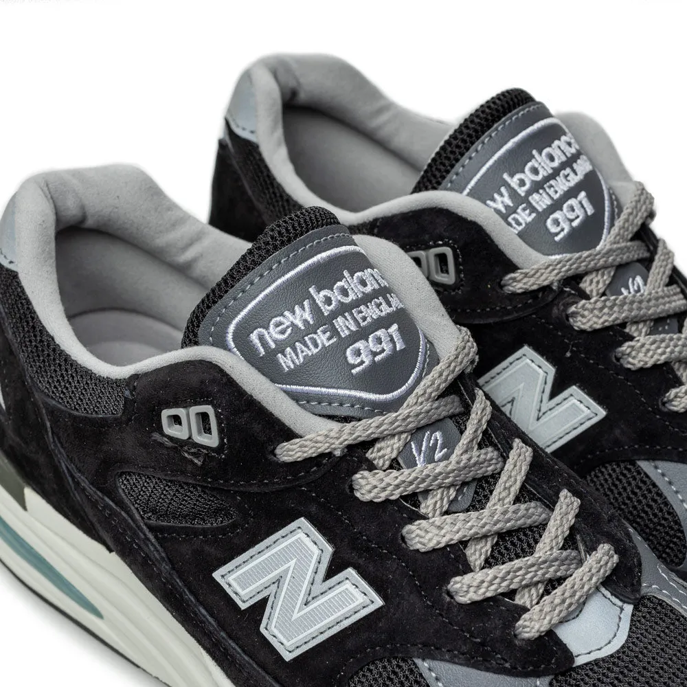 MADE in UK 991v2 | Black
