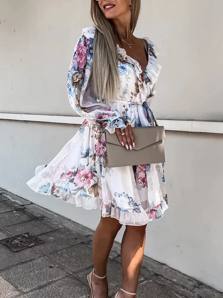 Malia® | Fashionable and minimalist   dress
