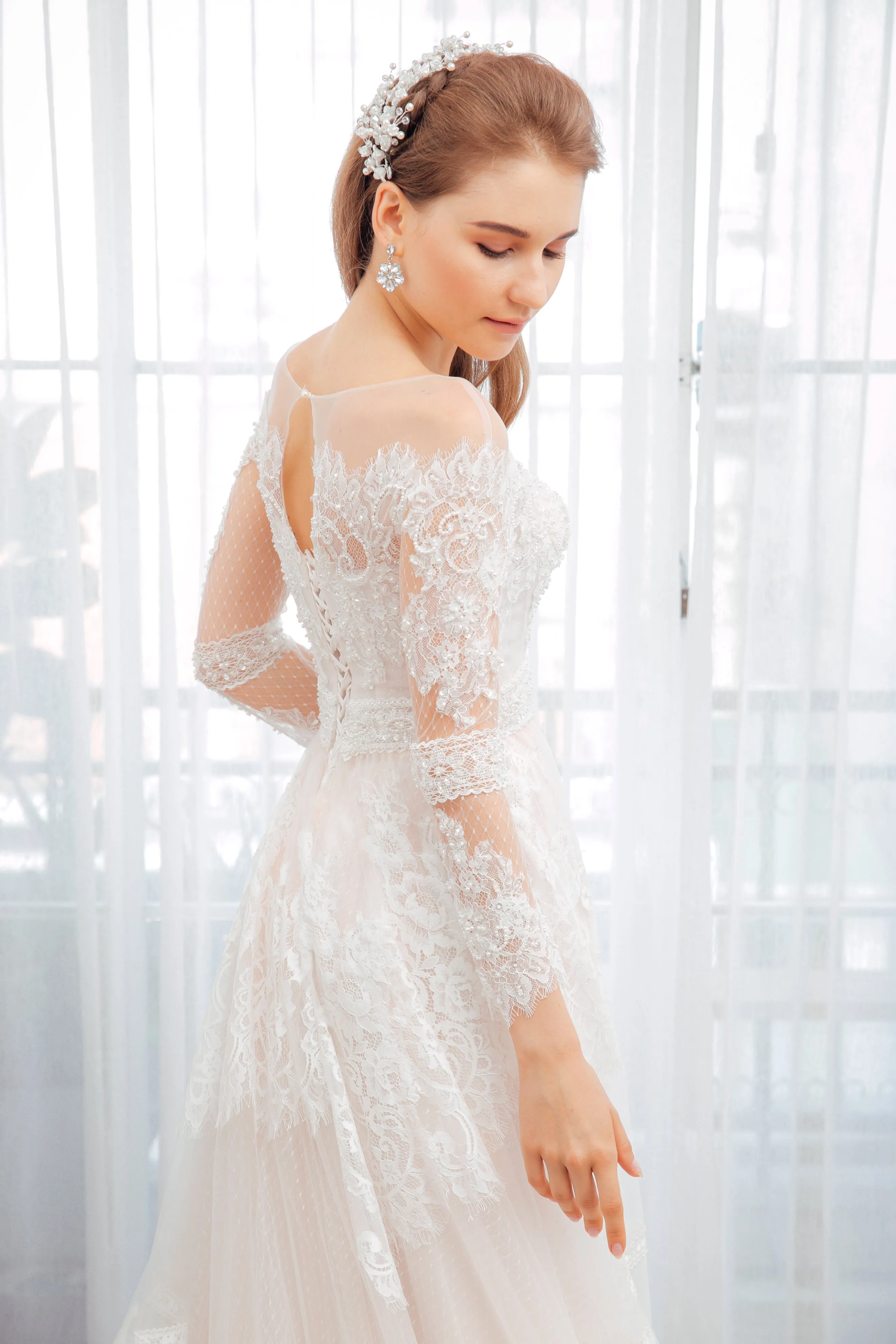 Minimalist A-Line Tulle Lace Handmade Wedding Dress