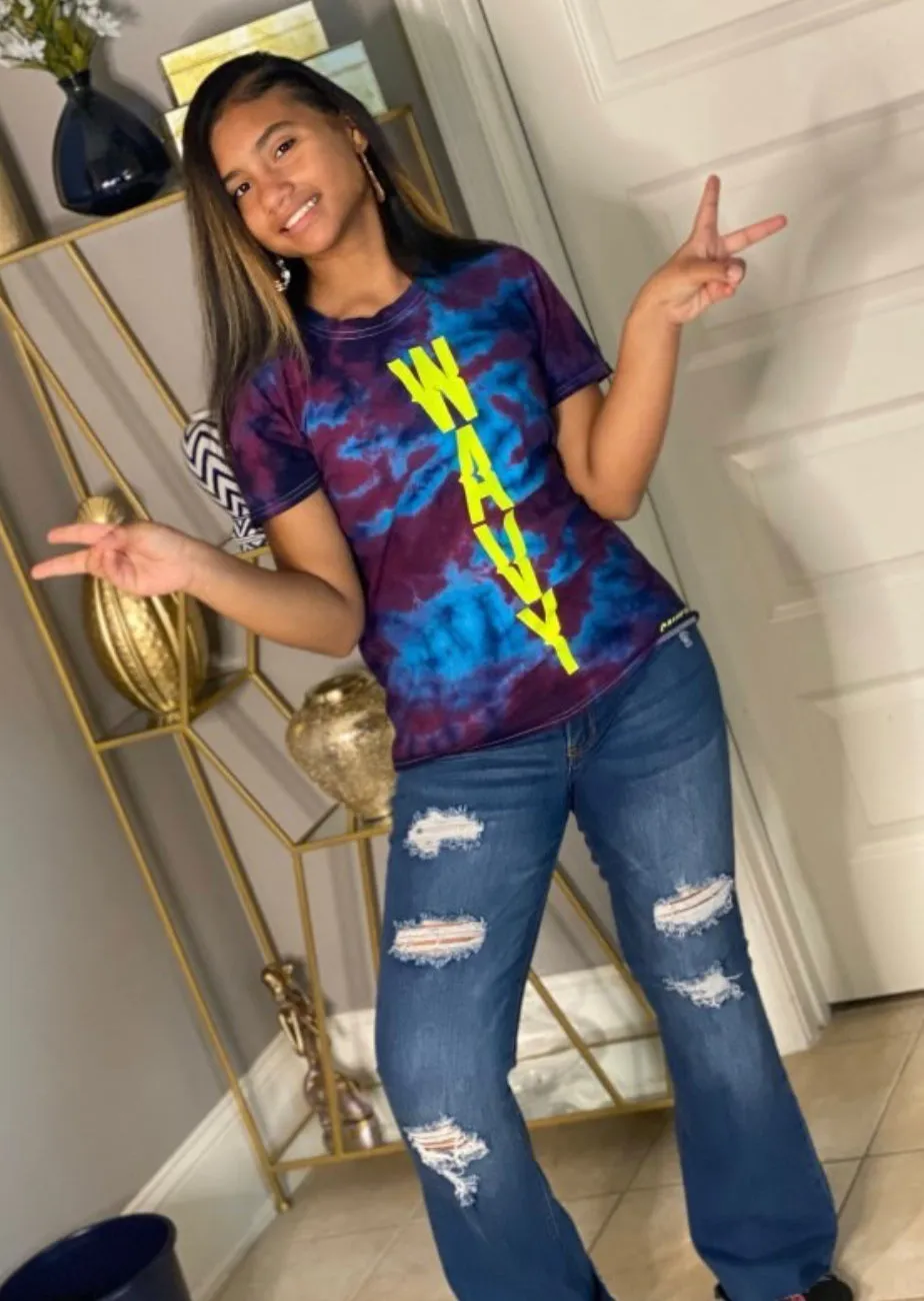 Neon Yellow Wavy (Vertical) Big | Purple Caribbean Tee
