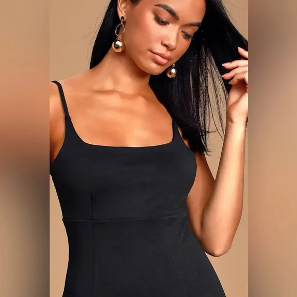 NWOT Lulus Heart Eyes Ruffled Bodycon Mini Dress in Black Size S