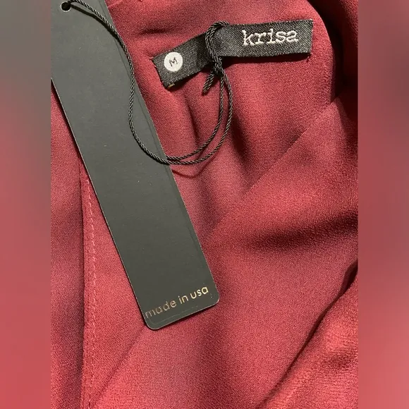 NWT KRISA LONG SLEEVE VNECK LINDED MIDI DRESS IN WINE SIZE MEDIUM