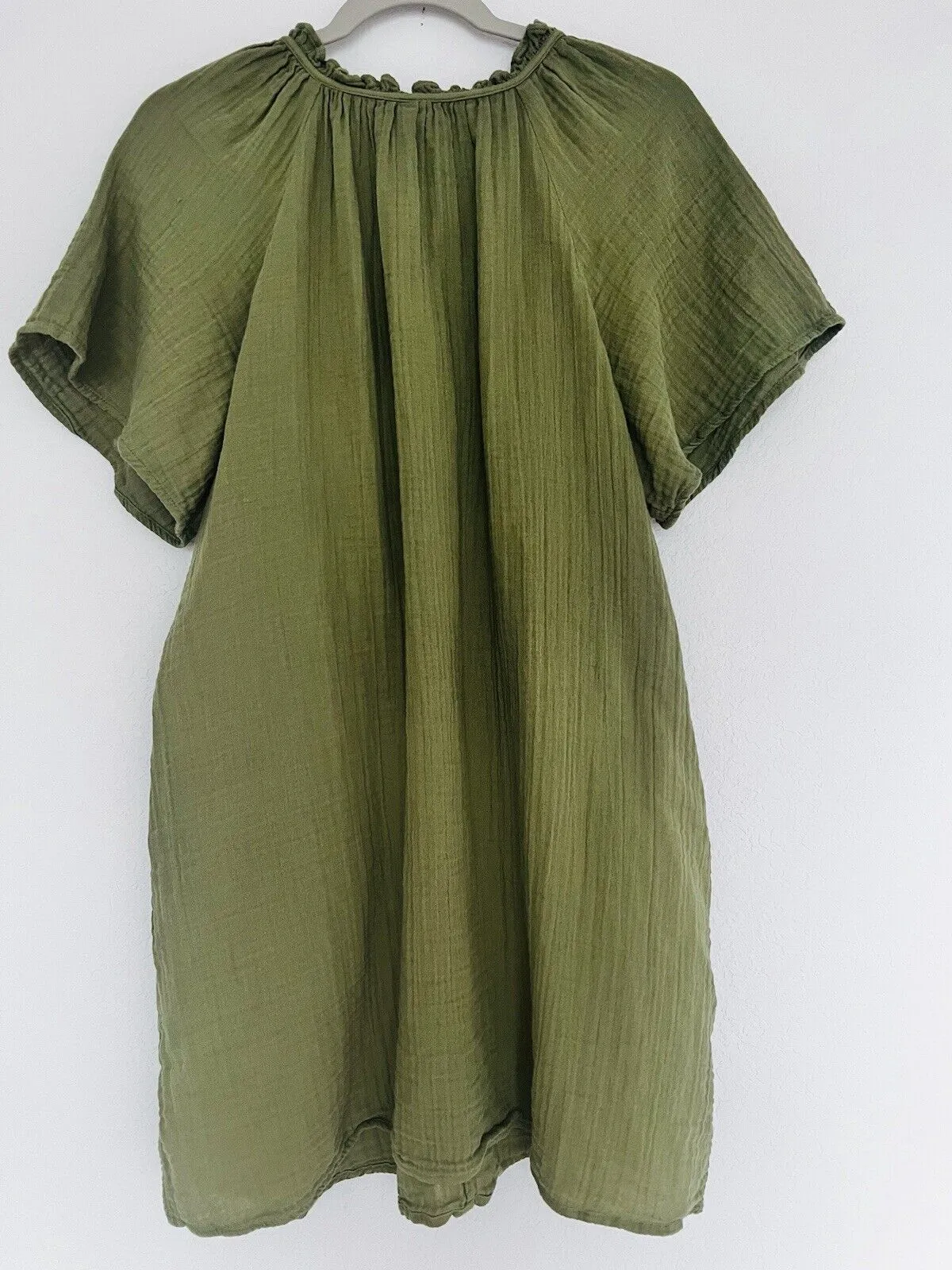 OLD NAVY Crinkle Gauze Dress Sz M Olive Lightweight Pockets Pullover Boho