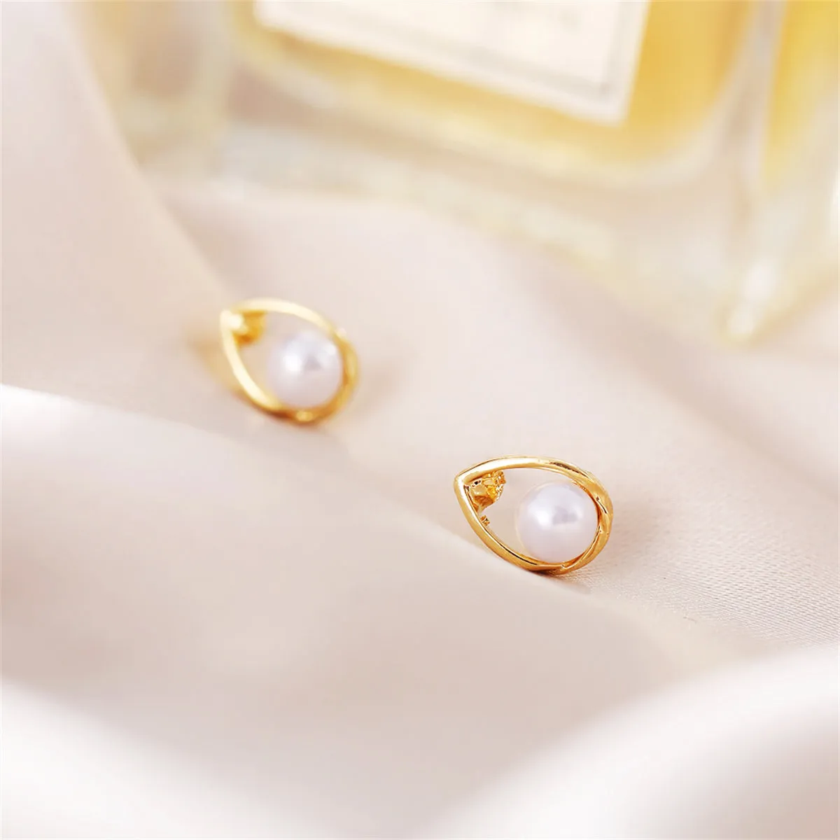 Pearl & 18K Gold-Plated Teardrop Stud Earrings