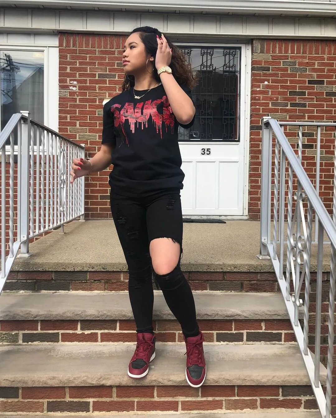 Red Rose Sauce | Black Tee