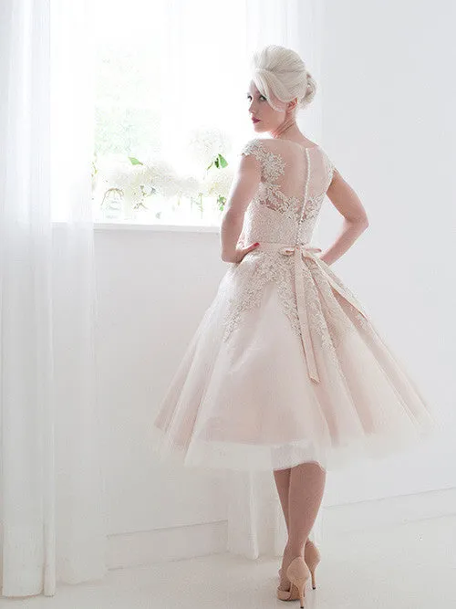 Retro Frosty Pink Knee Length Wedding Dress with Cap Sleeves