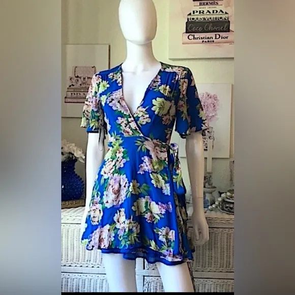 Revolve Privacy Please wrap dress floral yellow, pink &amp; blue colors size small