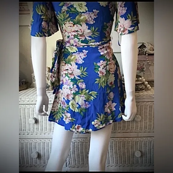 Revolve Privacy Please wrap dress floral yellow, pink &amp; blue colors size small