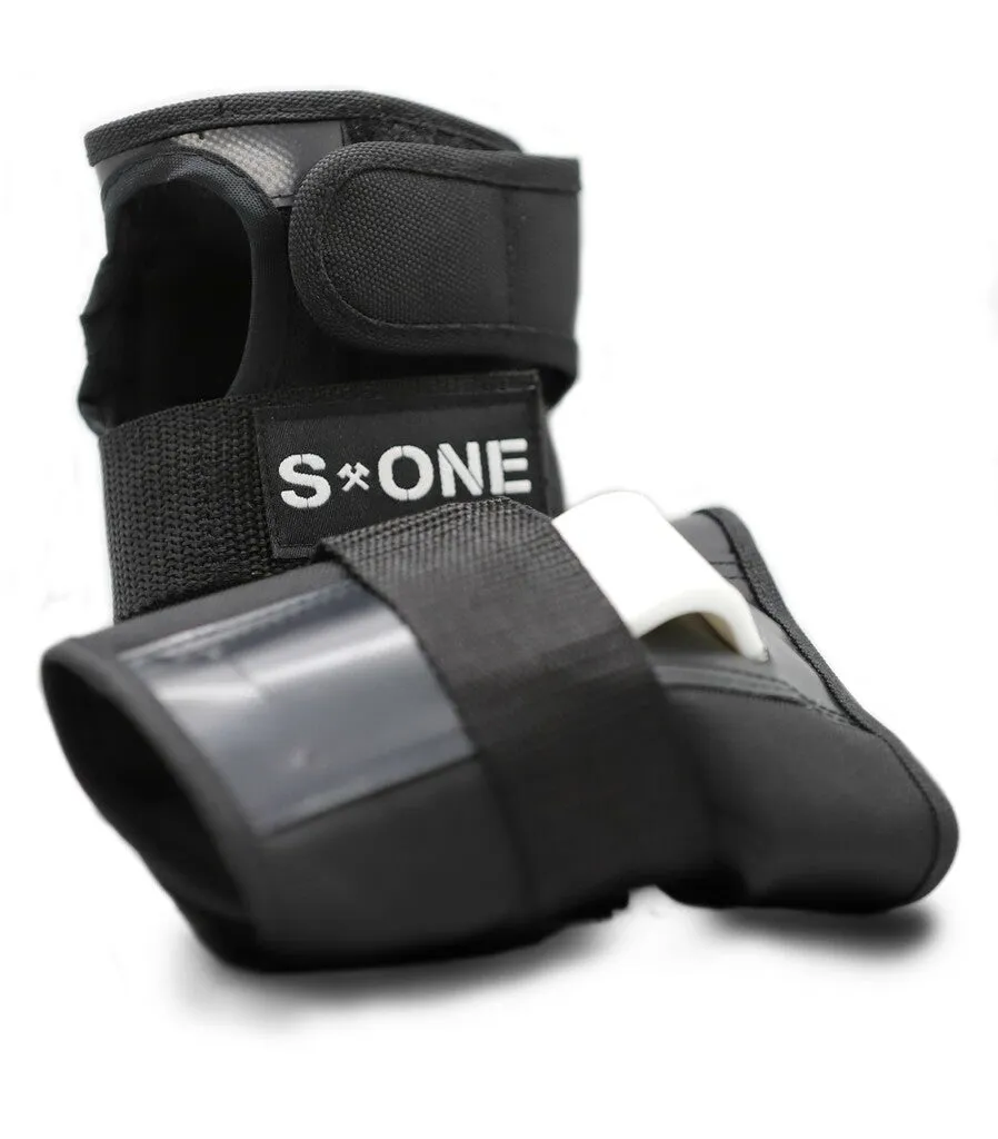 S1 WRIST GUARDS