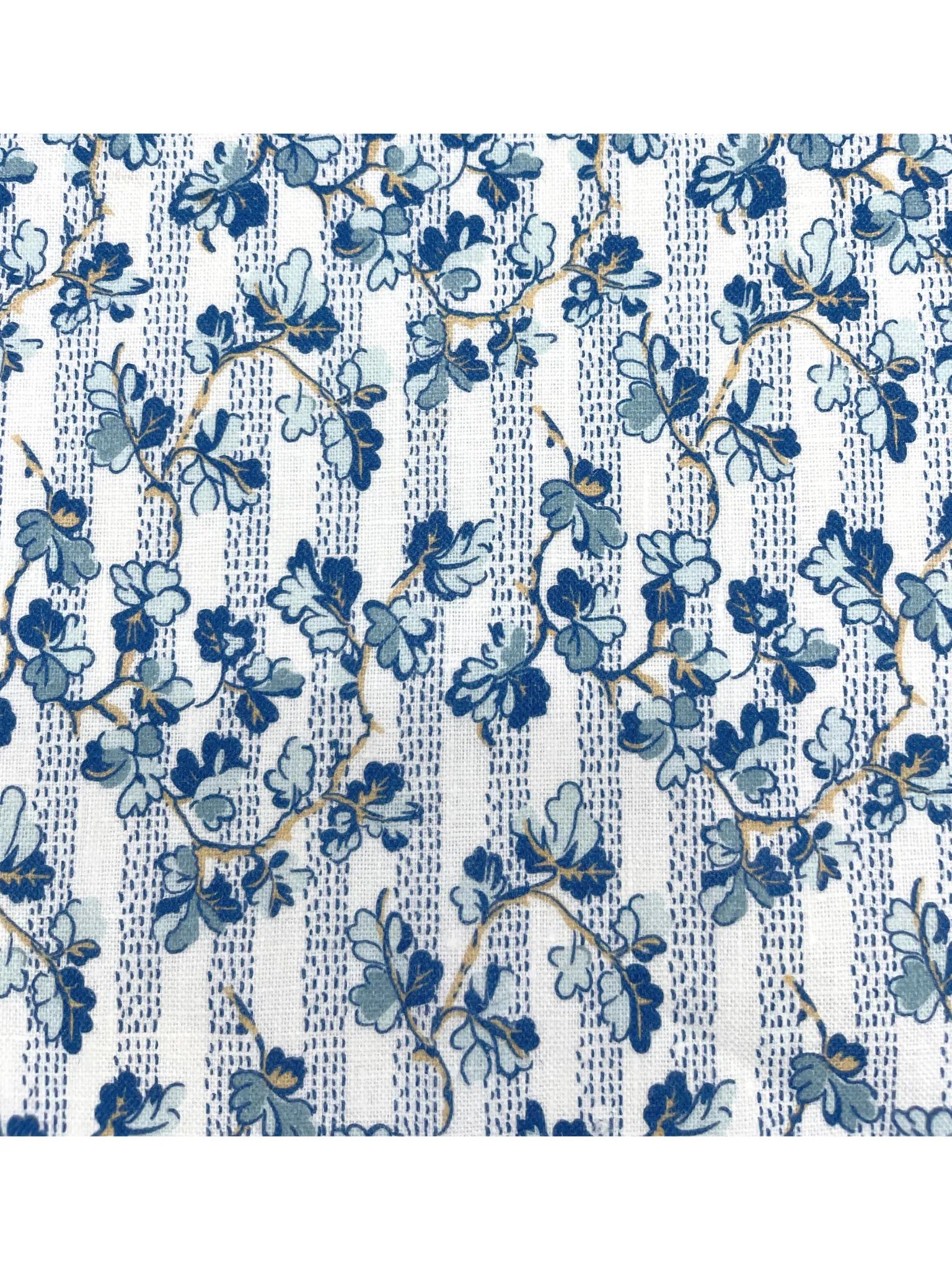 Set of Four Dinner Napkins - Oak Leaves Blue