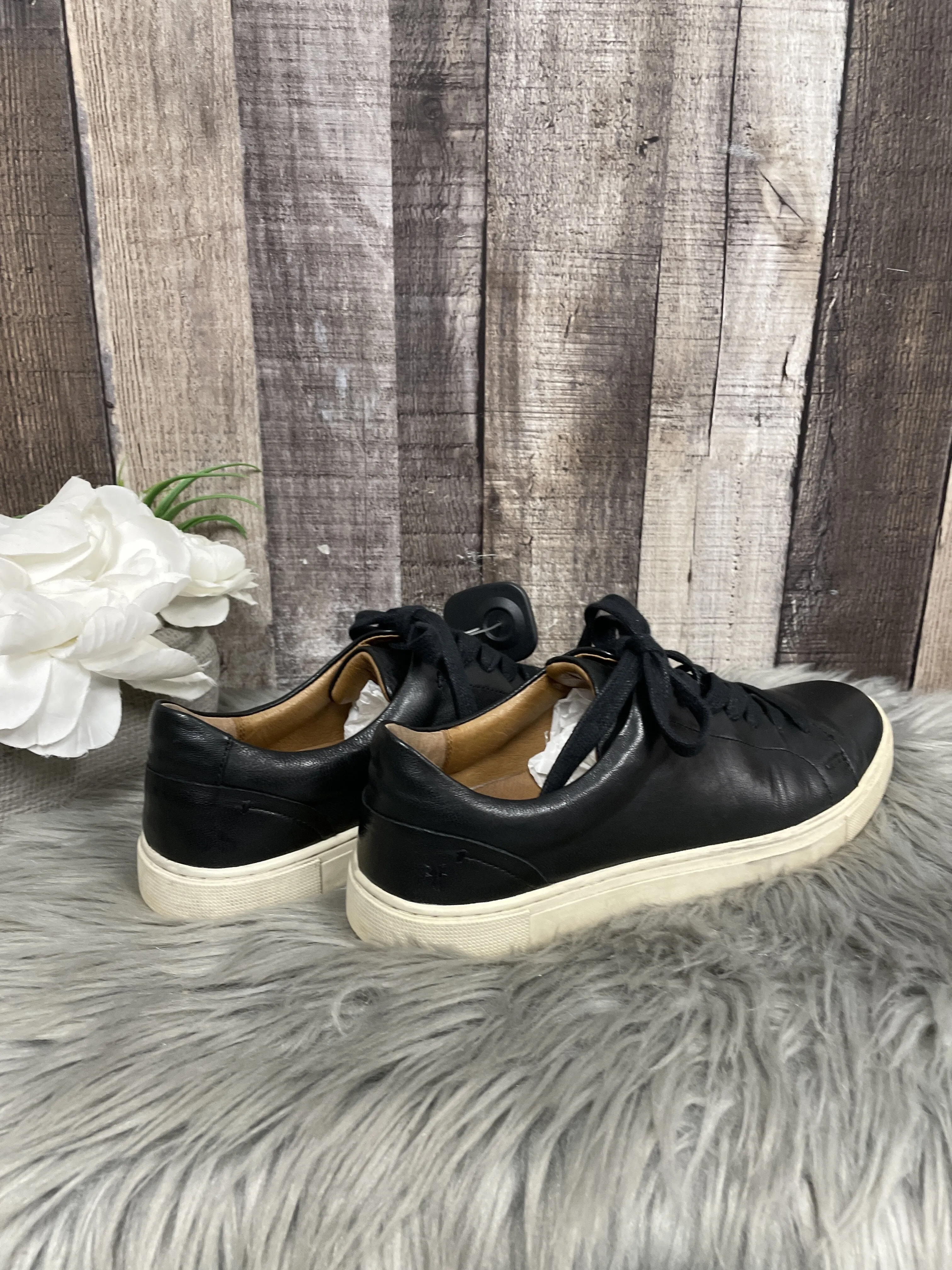 Shoes Designer By Frye  Size: 8.5