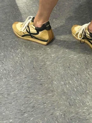 Size 10 Luxury Tennis Shoes