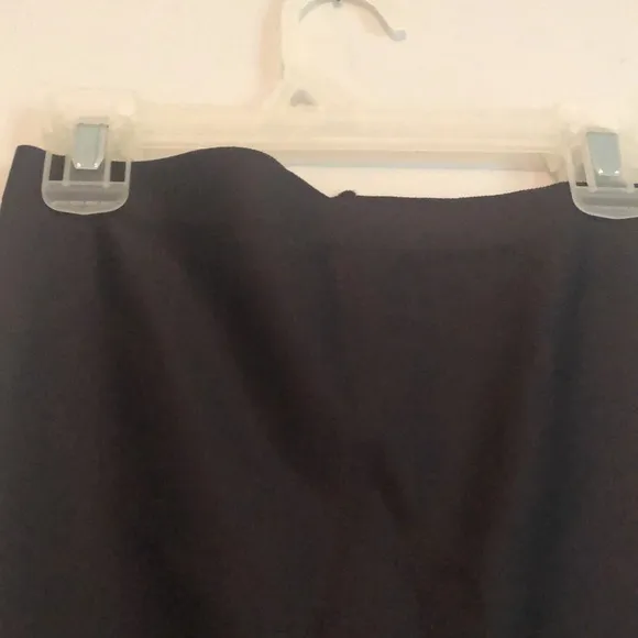 SKIMS Body High Waist Shorts, size medium, NWT