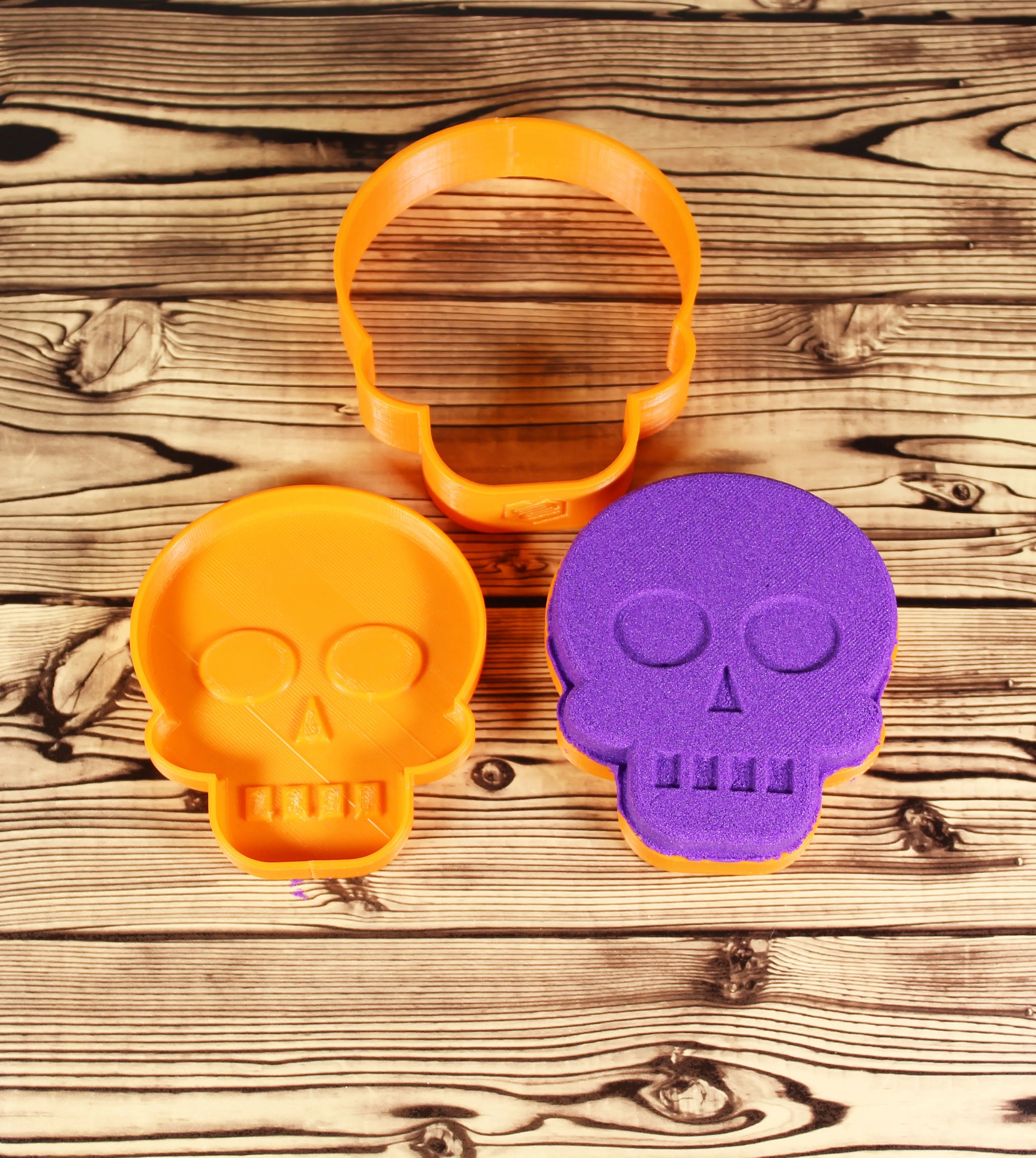 Skull Bath Bomb Mold Press