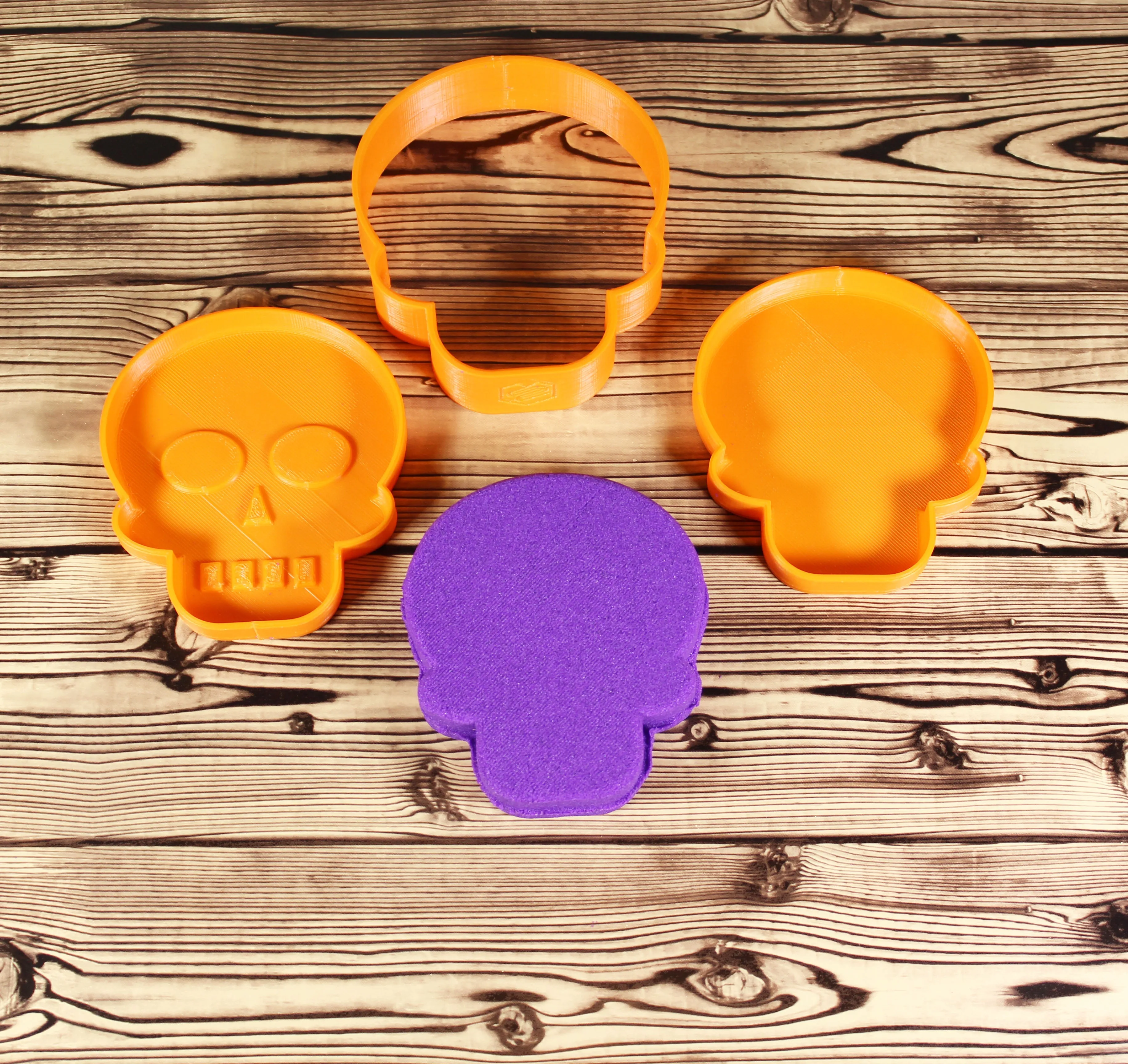 Skull Bath Bomb Mold Press