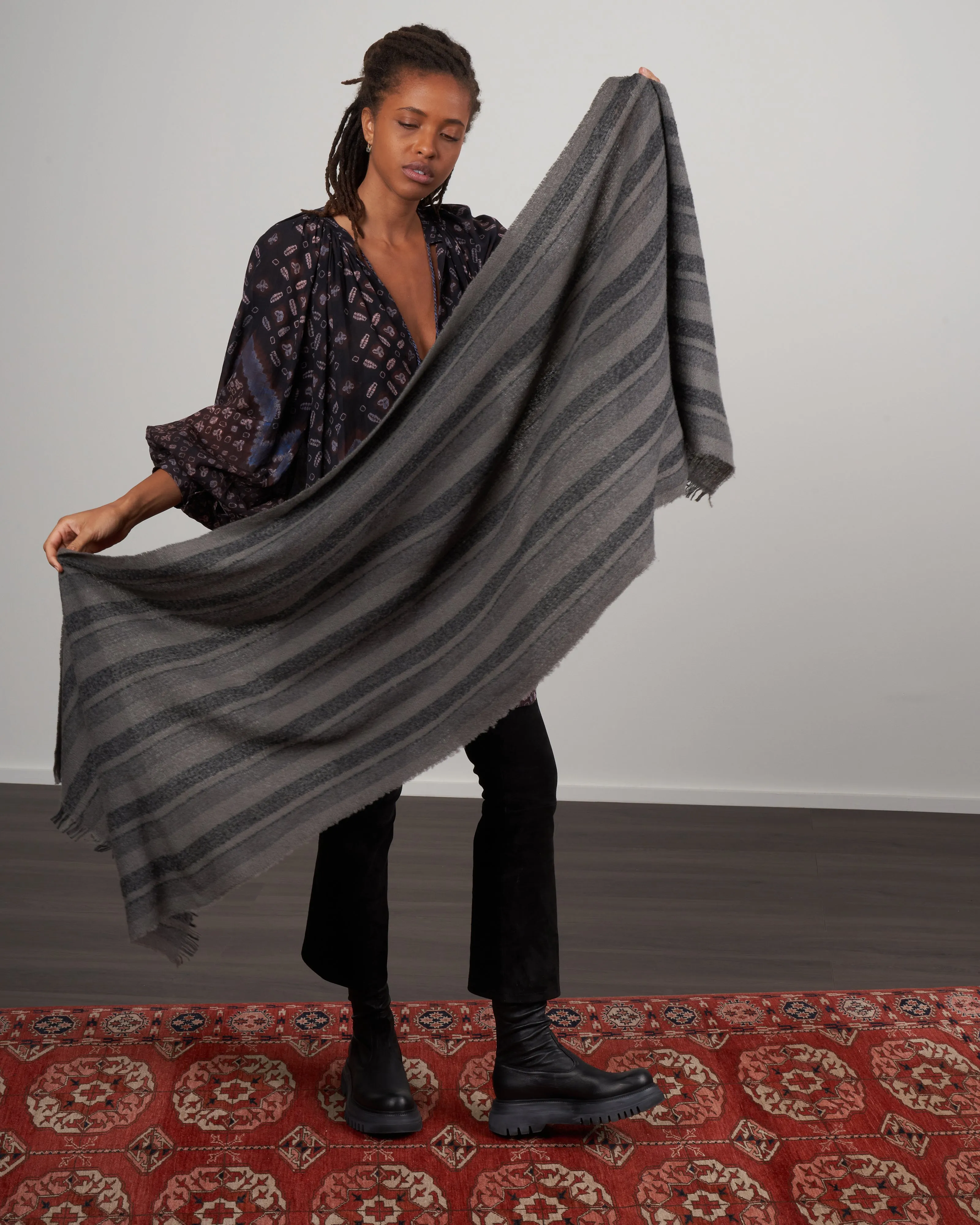 soft stripe sciarpa scarf - ash stripes