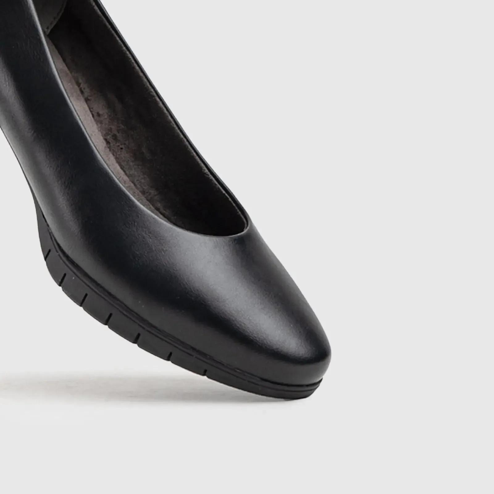 Soft Style Makana Comfort Heel 289