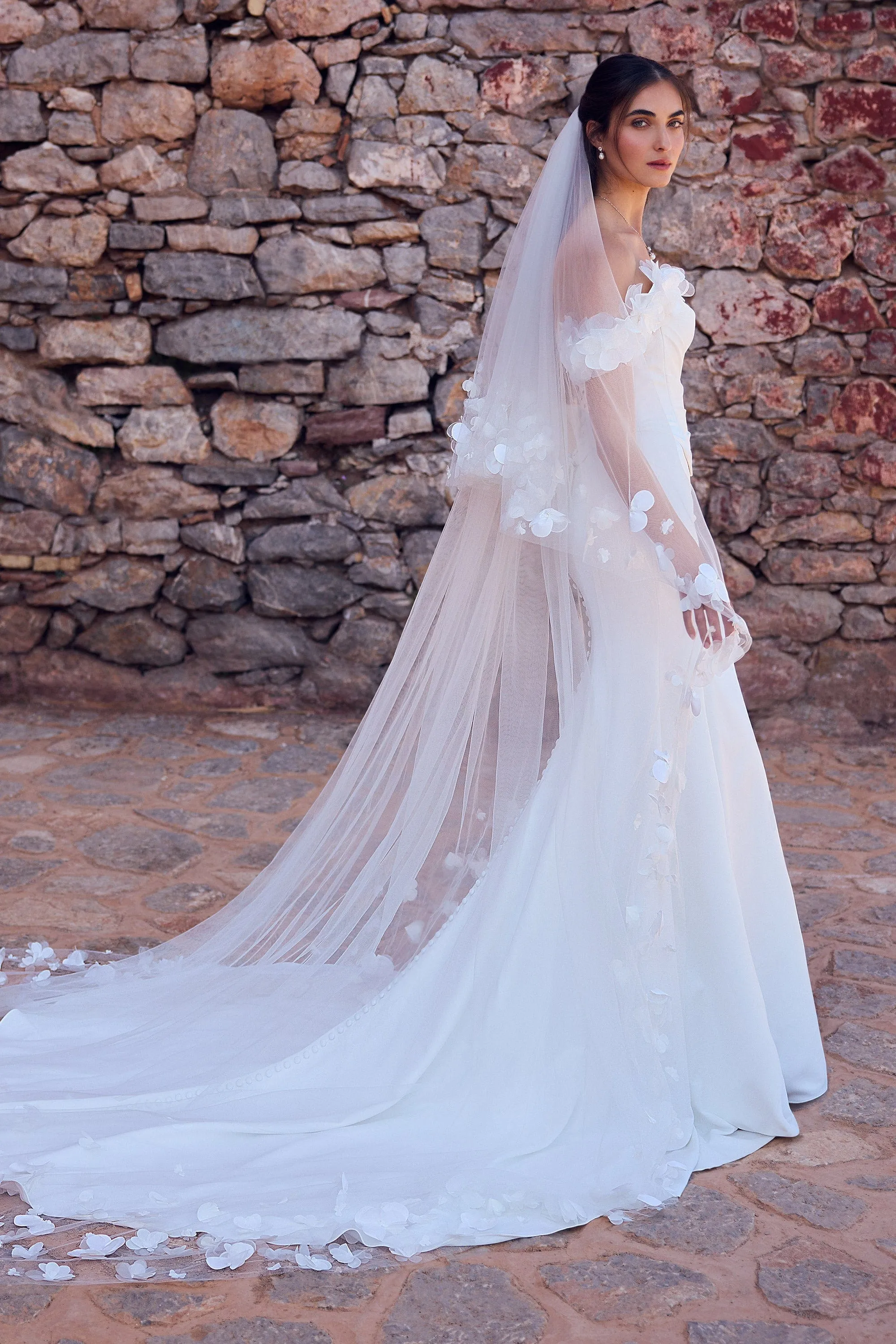 Sophia Tolli: Y3189VEIL - Danica