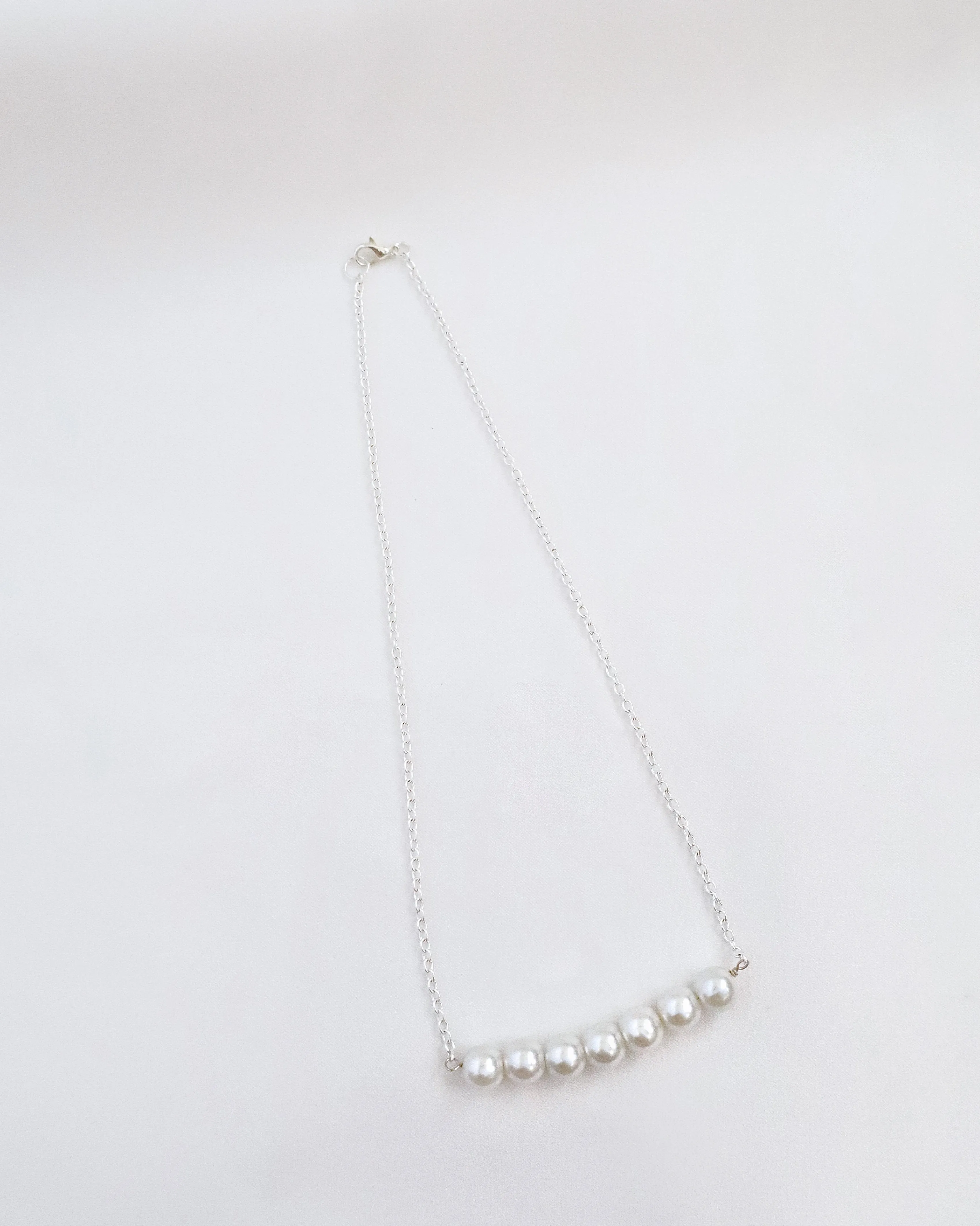 Tamara Pearls Bar Necklace