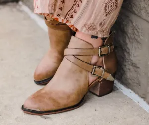The Coleen in Taupe