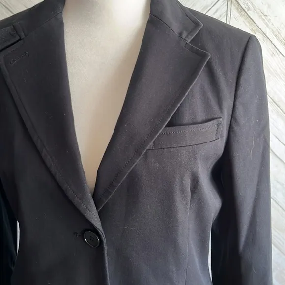 Theory black, fully lined 2 button blazer/jacket size 4