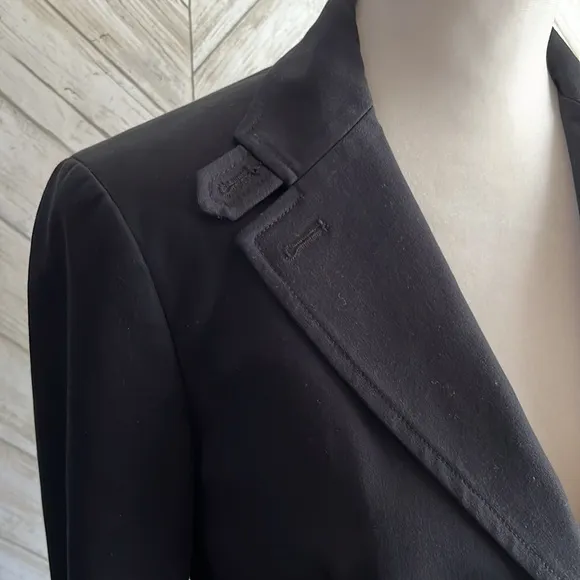 Theory black, fully lined 2 button blazer/jacket size 4