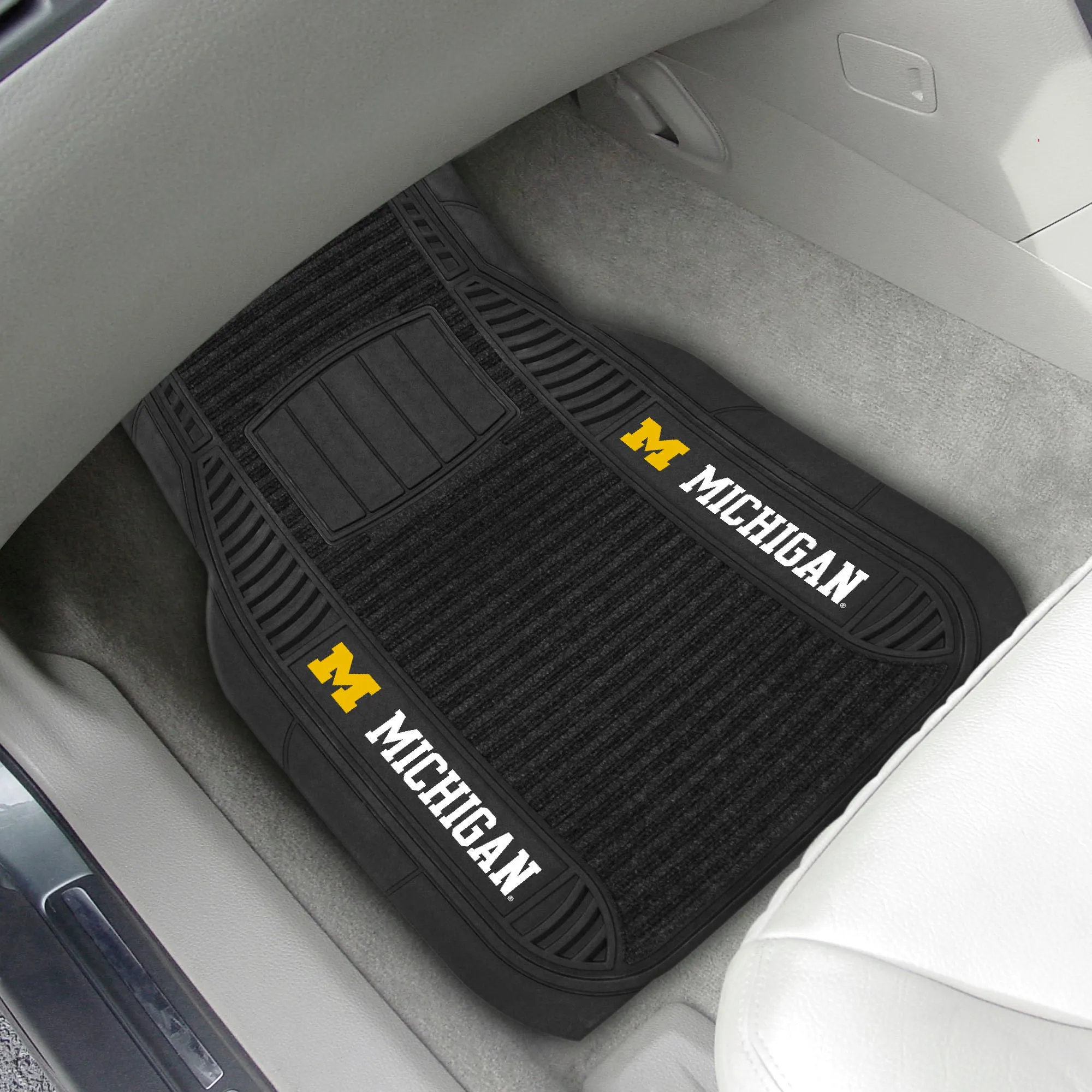 University of Michigan 2-pc Deluxe Car Mat Set