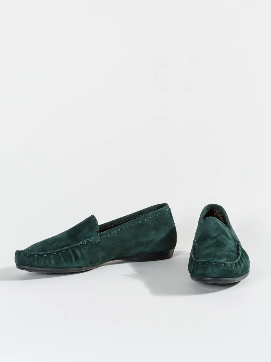 velour moccasin - emerald