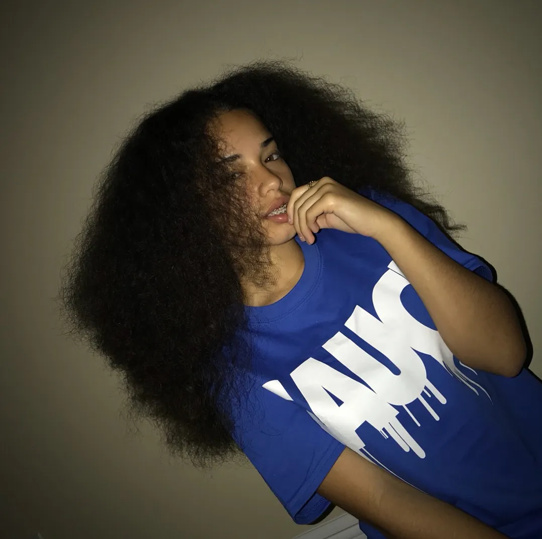 White Sauce | Blue Tee