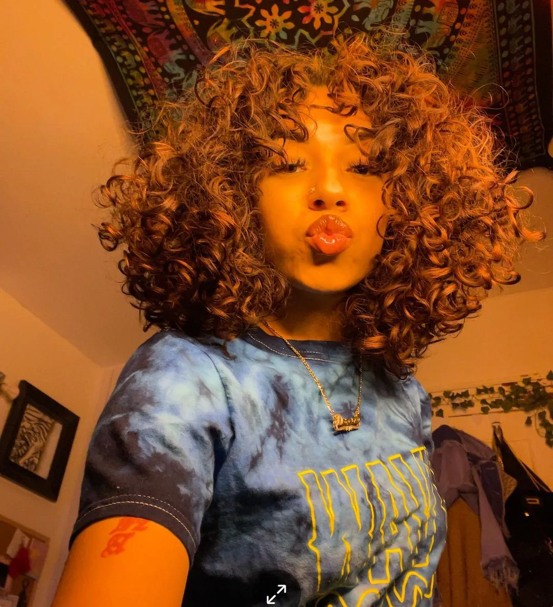 Yellow Outline WAVY | Volcano Black Royal Tee