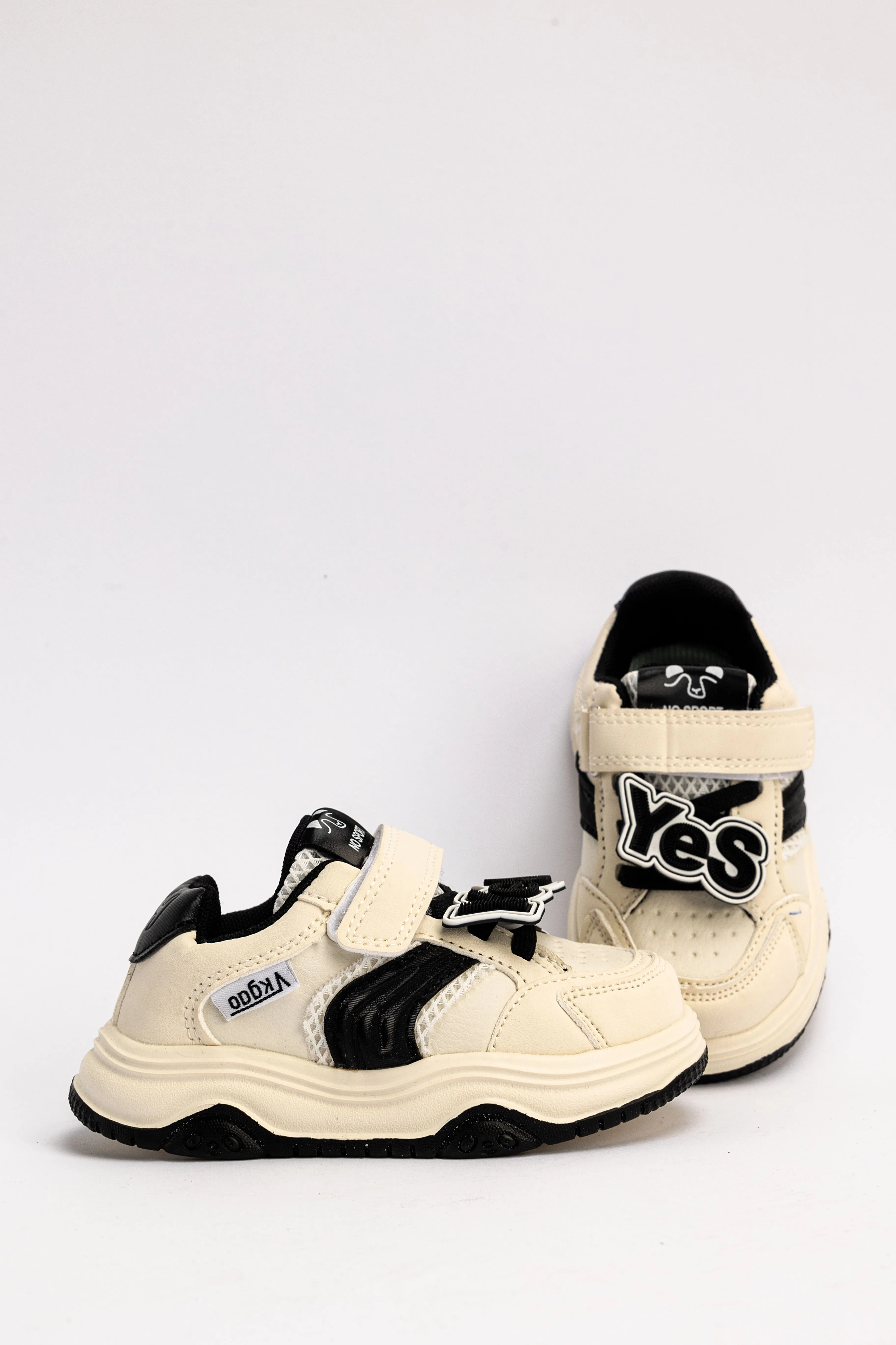 YES SHOES